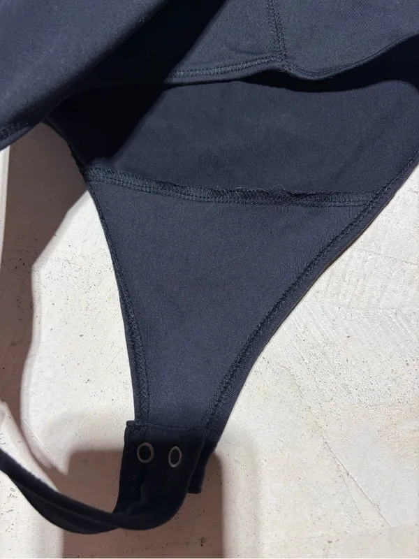 Abercrombie & fitch Long Sleeve Black Bodysuit medium - Image 10