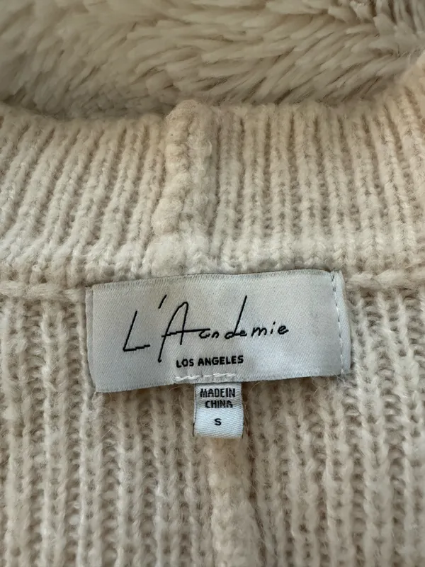 Revolve Oversized sweater - Image 4