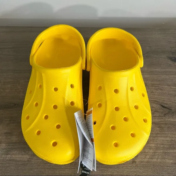 CROCS NEW Unisex Ralen Yellow Clog Size 8 or 10 #B1866 - Image 2