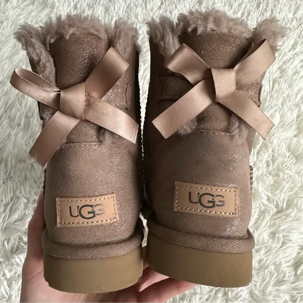 Ugg Mini Bailey Bow II Shimmer Boots Size 6 - Image 7