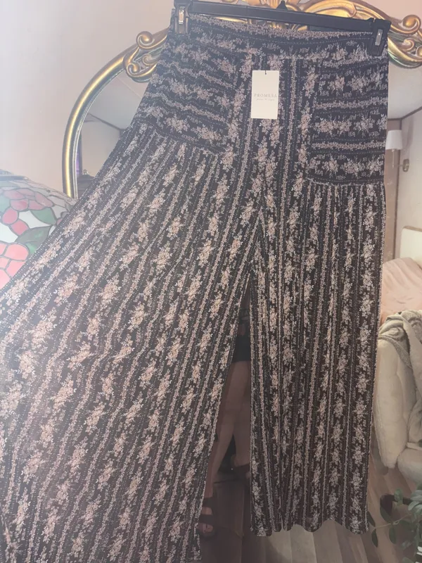 Lane 201 Boutique Mesh Pants - Image 2