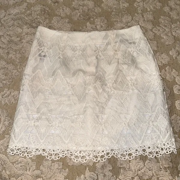 Forever 21 white crochet lacey mini skirt - Image 2
