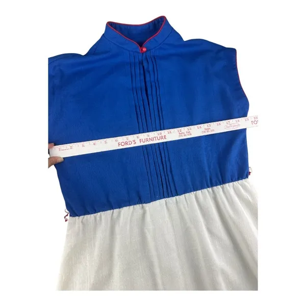 Vintage 70s Malouf Blue White Slub Texture Pleated Midi Dress Red Trim Size 14 - Image 6