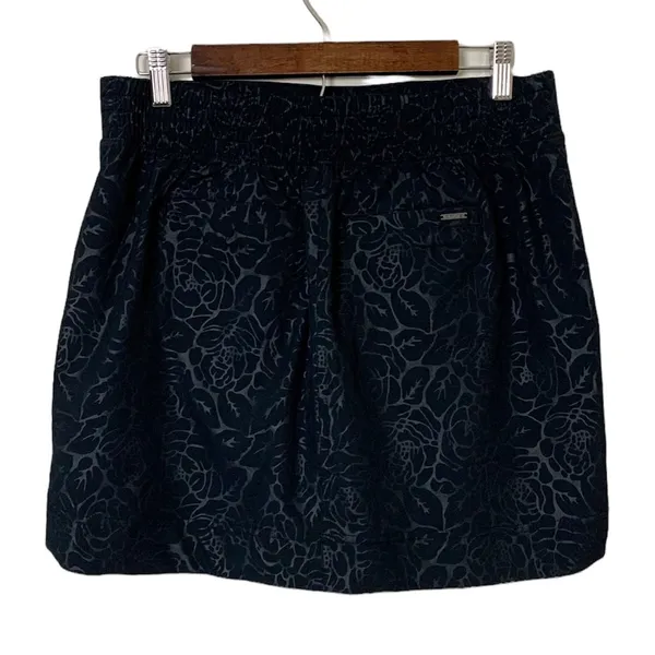 Orvis Floral Print Skort Size Small Black‎ - Image 7