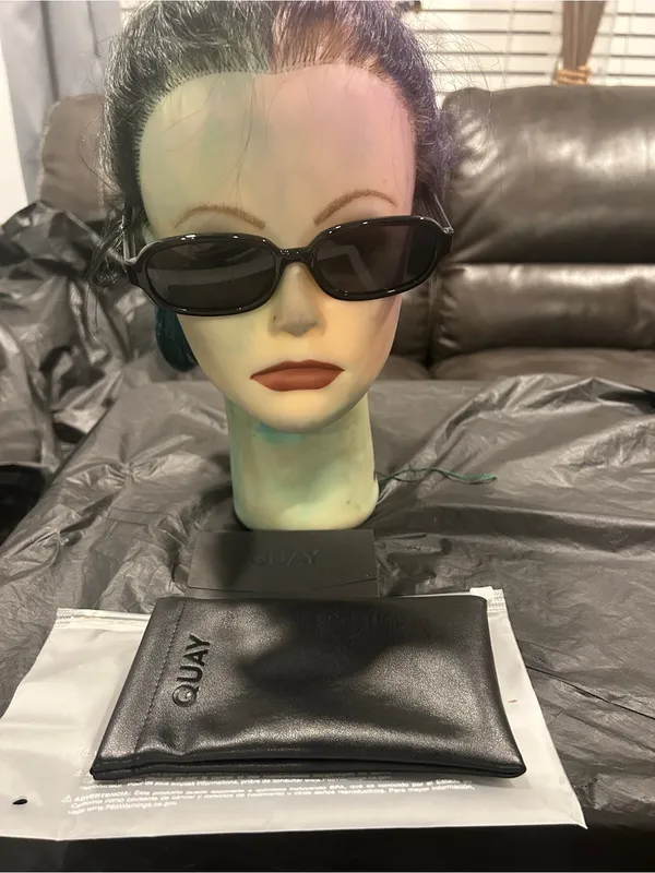 Quay Black Oval Sunglasses Could Never NWT - Image 2