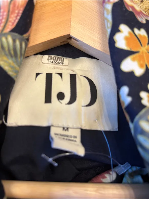 TJD Floral Blazer Jacket in Navy with Yellow & Pink Accents - Image 4