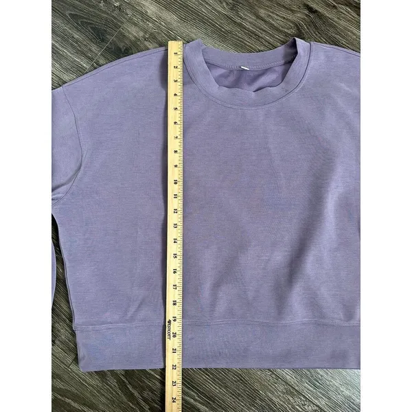 Lululemon Perfectly Oversized Cropped Crew Softstreme Size 12 Velvet Dust - Image 2