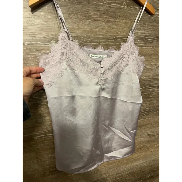 Abercrombie Fitch Blouse Women’s Sz S Lavender Lace Babydoll Top satin - Image 3