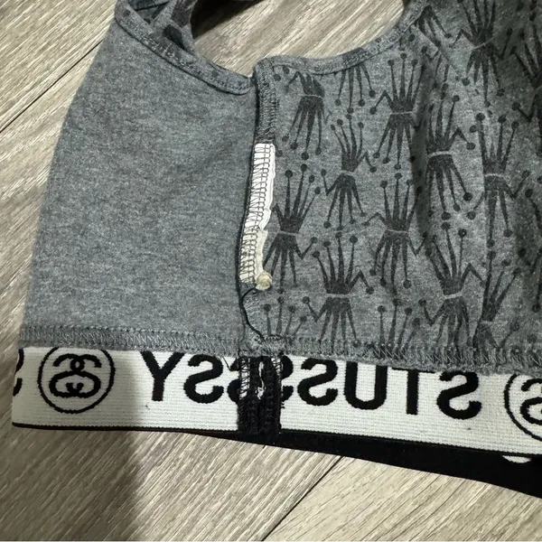 Stüssy Women Gray Crown Pattern Crop Sport Athletic Bra Size L‎ - Image 8