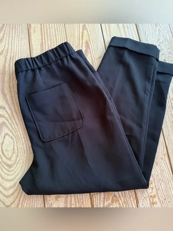 Maeve Anthropologie Black Tapered Pants size 14 petite - Image 4