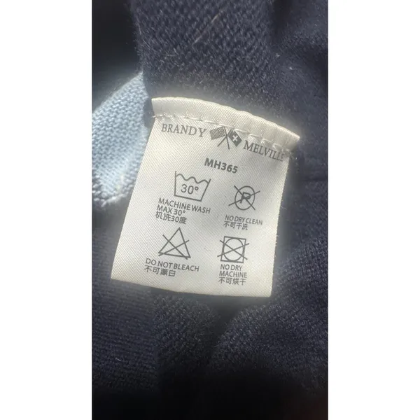 Brandy Melville Navy Blue Argyle Cropped V-Neck Button‎ Cardigan Sweater XSmall - Image 3