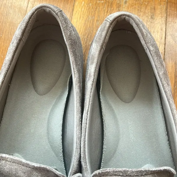 Rockport loafers size 7 - Image 4