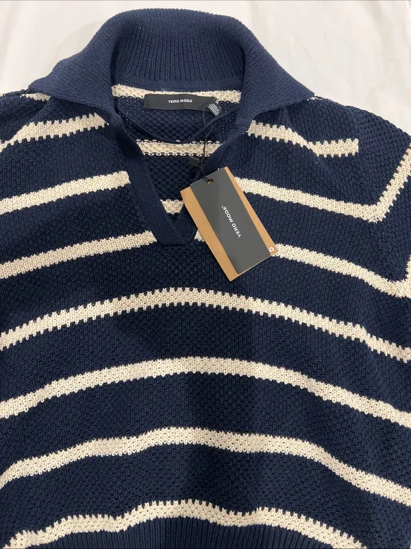NEW Vero Moda VMamazing Navy & Cream Striped V-Neck Polo crop Sweater women’s XL - Image 5