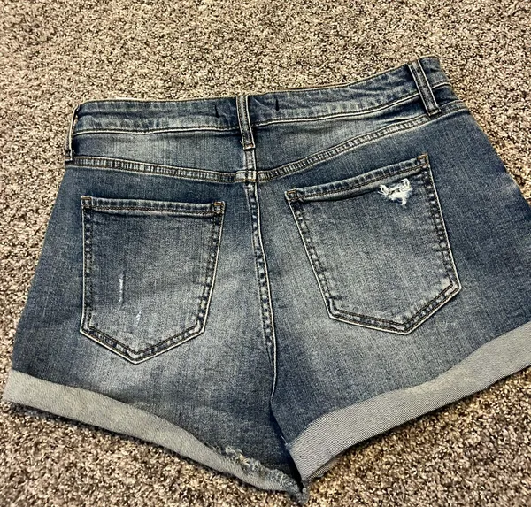 Jean Shorts Size L - Image 2