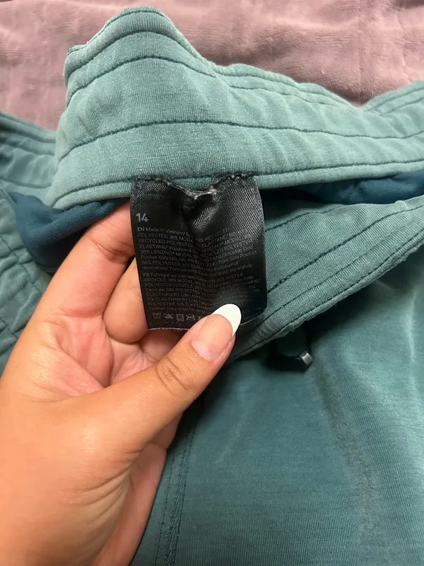 Lululemon Sweatpants - Image 3