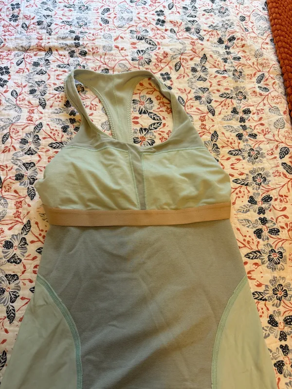Lululemon Tank Top 6 - Image 4