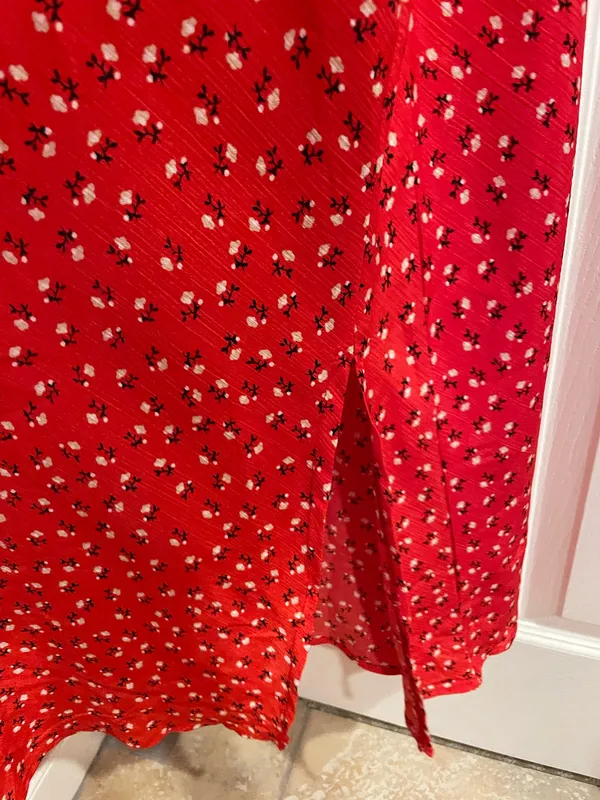 Red Floral Boutique Slip Dress - Image 5