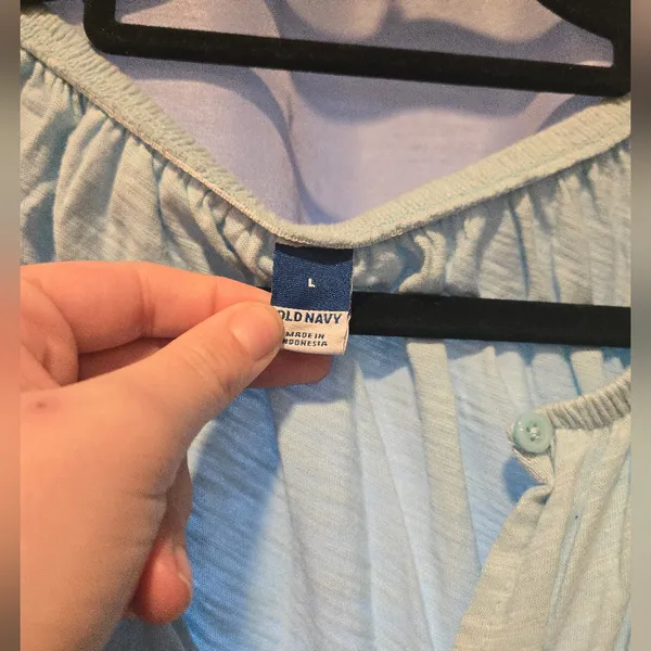 Old Navy Cotton Top - Image 4