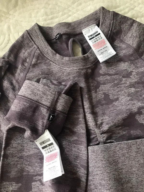 Gymshark Camo Seamless Long Sleeve Crop Top and Leggings - Image 5