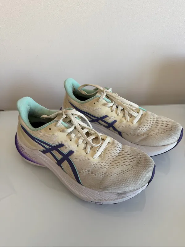 Asics GT-2000 V12 White and Purple Sneakers - Image 3