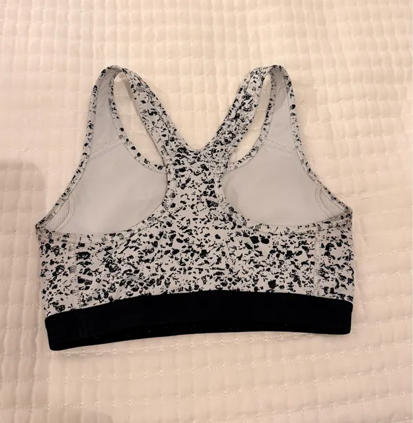 Nike sports bra - Image 3