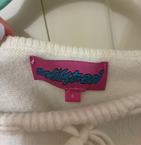 Edikted Off-The-Shoulder Top Long Sleeve - Image 3