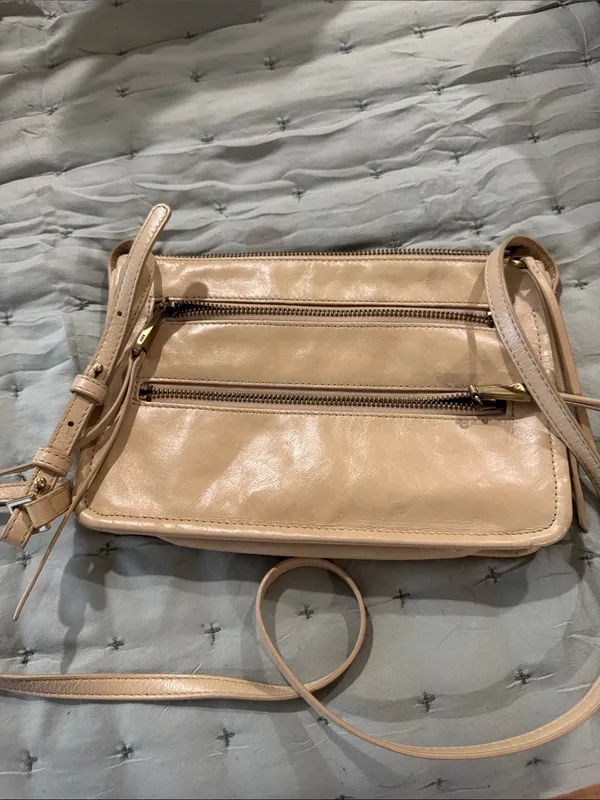 HOBO Beige Leather Crossbody Bag - Soft Tan Neutral - Image 3