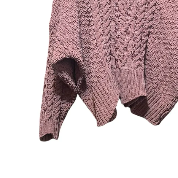 POL Rose Cable Knit‎ Chunky Shark Bite Hem Boxy Sweater Size Medium - Image 4