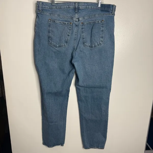 Abercrombie & Fitch The 90s Straight‎ Ultra High Rise Size 35/20 Minimalist - Image 6
