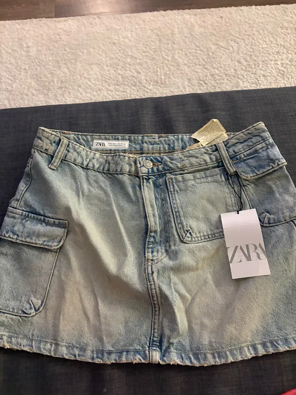 NWT ZARA DENIM CARGO MINI SKIRT. Size Large - Image 7