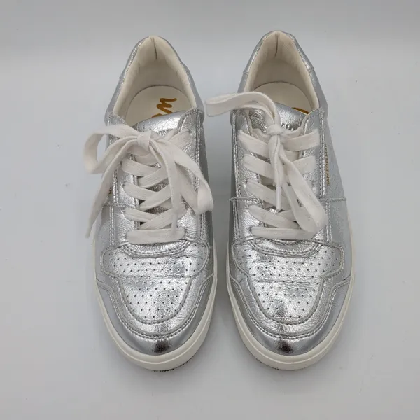 Sam Edelman Edie Silver Metallic Low Top Sneakers Womens Size 6M SE-1980‎ - Image 4