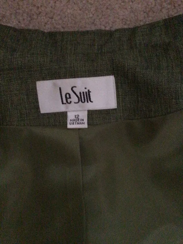 Le Suit Skirt Suit Sage Green- Size 12- Nwot - Image 8