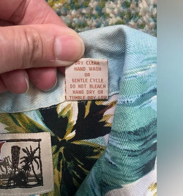 Vintage Tiki Classics silk Hawaiian palm trees button down shirt, size medium - Image 8