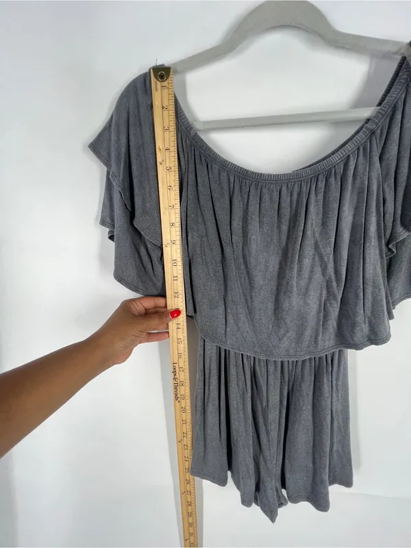 Soprano Gray Ribbed Off-Shoulder Romper‎ - Image 9
