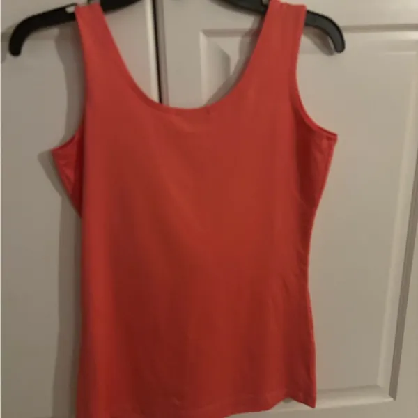 A'NUE classic orange tank top. Size‎ medium. - Image 4