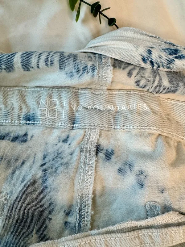 No Boundaries Tie Dye Denim Overalls Shorts XL 15-17 Raw Hem - Image 7