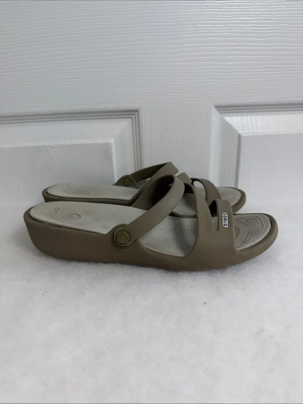 Women's Crocs Swiftwater Beige Slip On Size 8 - Image 2