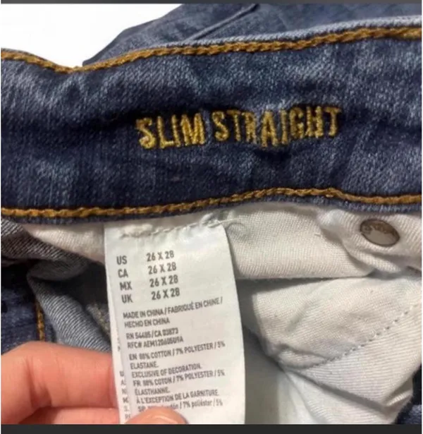 American Eagle Jeans - Image 4