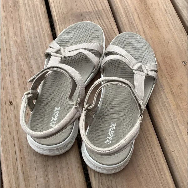 COMFY SKECHERS sandals🌷 - Image 2