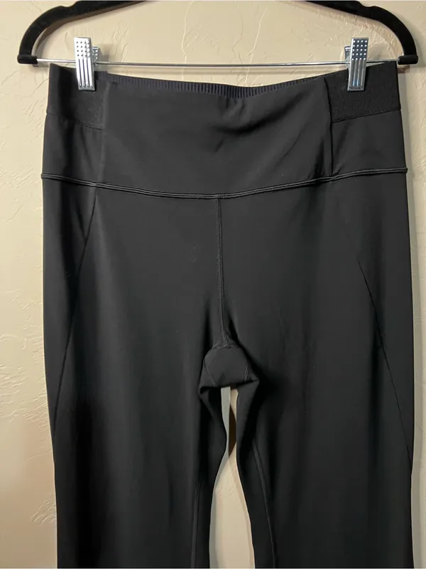 Athleta Aura Black High Rise Flare Athletic Leggings - Image 3