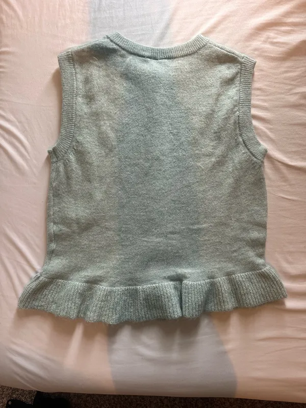 H&M Sweater Vest - Image 2