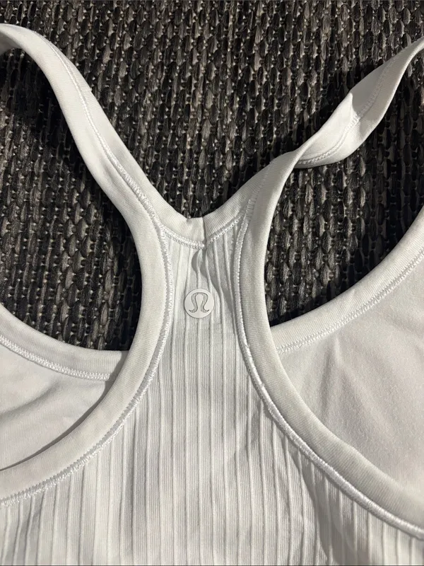 Lululemon Ebb To Street Tank White Ribbed Size 8 - Image 4