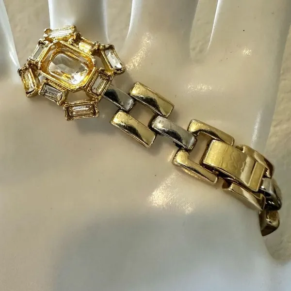 Ann Taylor Gold Tone Crystal Bracelet - Image 5