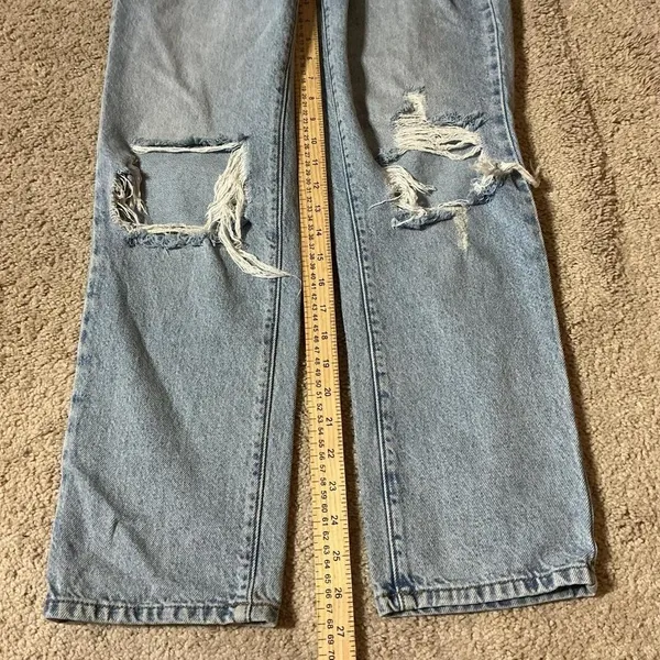 PacSun Mom Jeans Light Wash‎ Distressed High Waisted Denim Blue Size 26 - Image 2