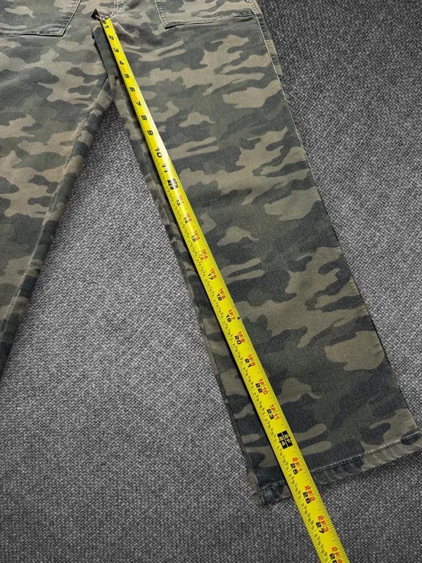 Universal Thread High Rise Straight Camo Pants Women’s Size 2/26 - Image 6
