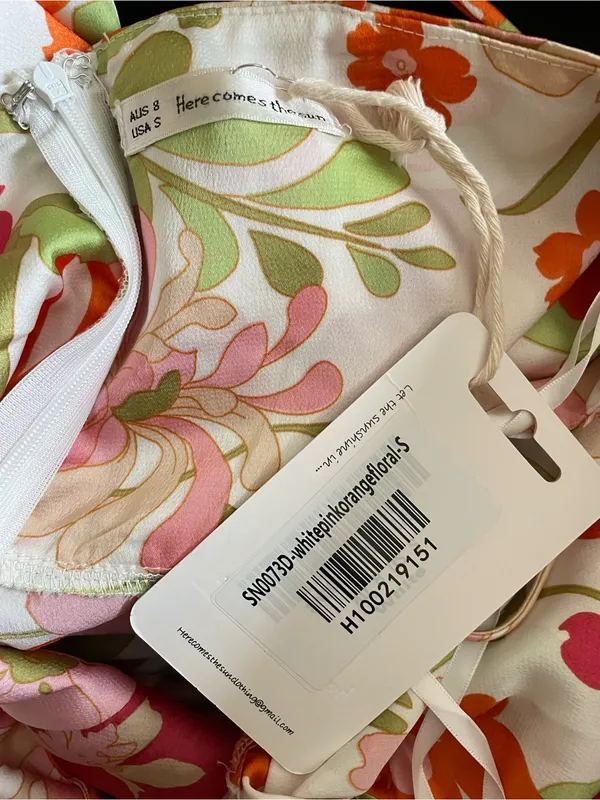 Hello Molly Intriguing Girl Floral Dress in Small New - Image 5