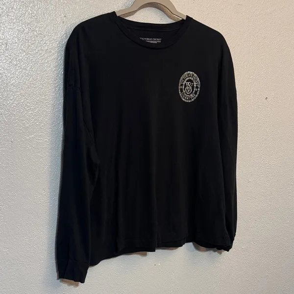 Victoria's Secret Black Bling Long Sleeve Lounge Shirt Rhinestone Logo Signature - Image 6