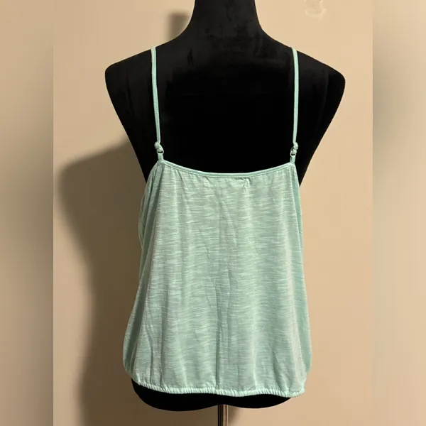 EUC Almost Famous Mint Green Floral Lace Adjustable Cami size large - Image 5