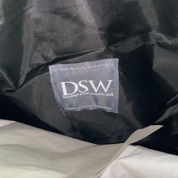 DSW Gray Wool Felt Duffel Travel Weekender Getaway Bag Full Zipper Duo Strap - Image 3