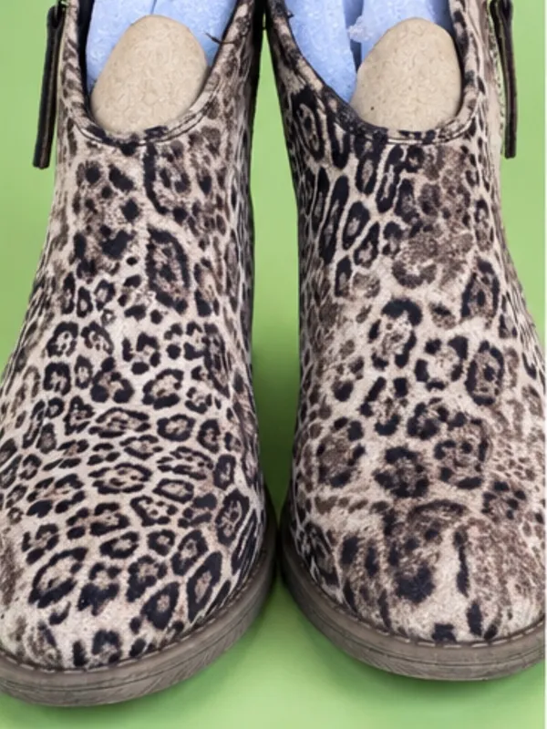 Very G Divine Leopard Print Ankle Booties LIGHT Taupe Women’s Size 9.5 NIB - Image 3